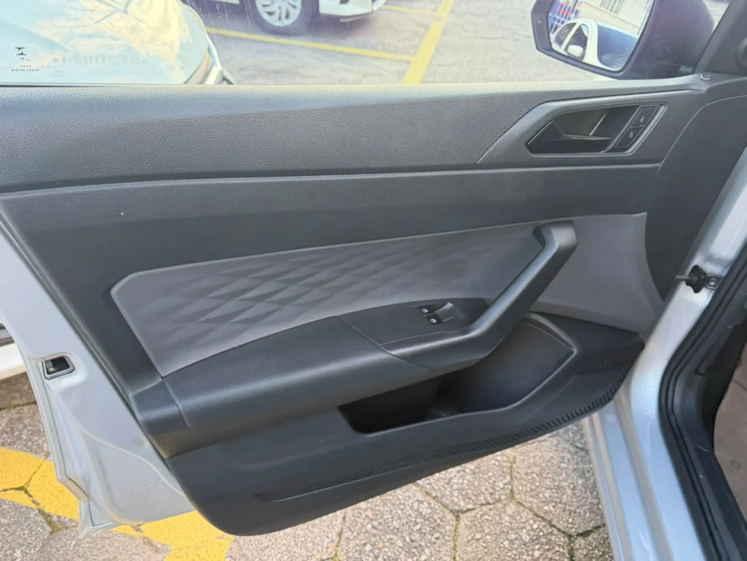 Polo Track 1.0 Flex 12V 5p ROBUST 2025 - Imagem 10