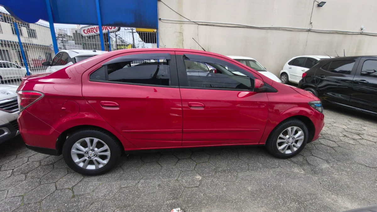 Prisma Sed LT 1.4 Completo manual 2015 - Imagem 3