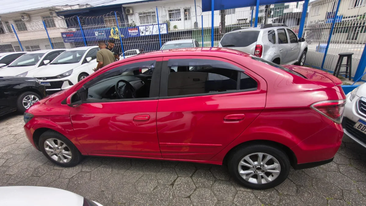 Prisma Sed LT 1.4 Completo manual 2015 - Imagem 5