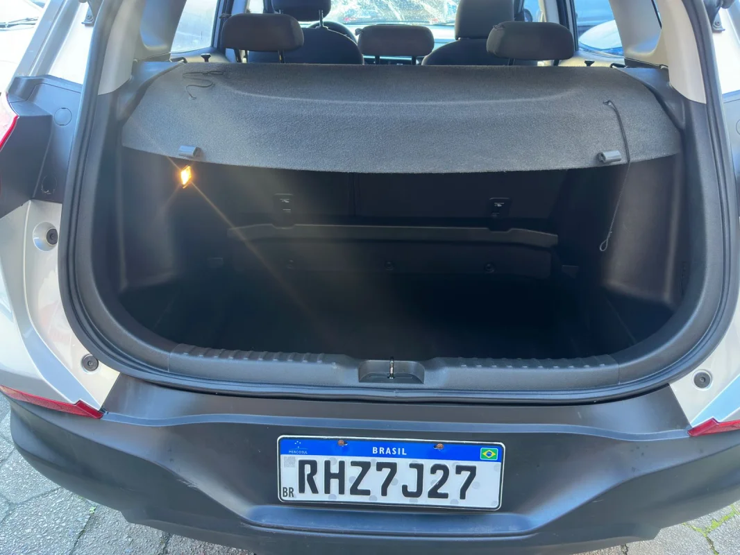 Tracker 1.0 TURBO Automática 2023 - Imagem 10