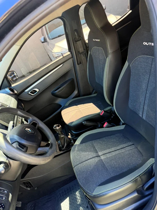 Kwid Outsider 1.0 Mec. Completo 2022 - Imagem 9