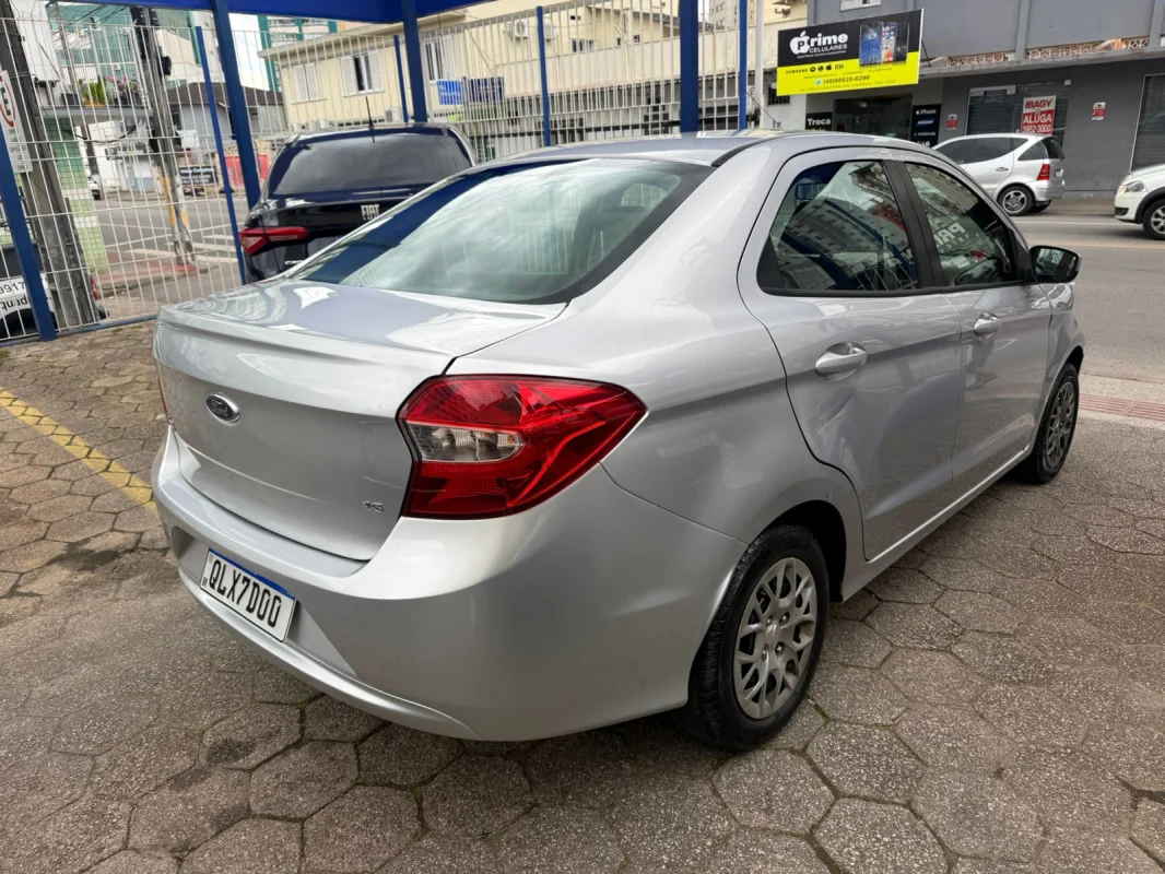 Ka Sedan SE 1.5 Mec. Completo 2016 - Imagem 3