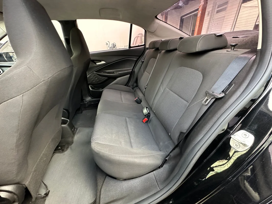 ONIX SEDAN Plus LT 1.0 12V Flex 2022 - Imagem 9
