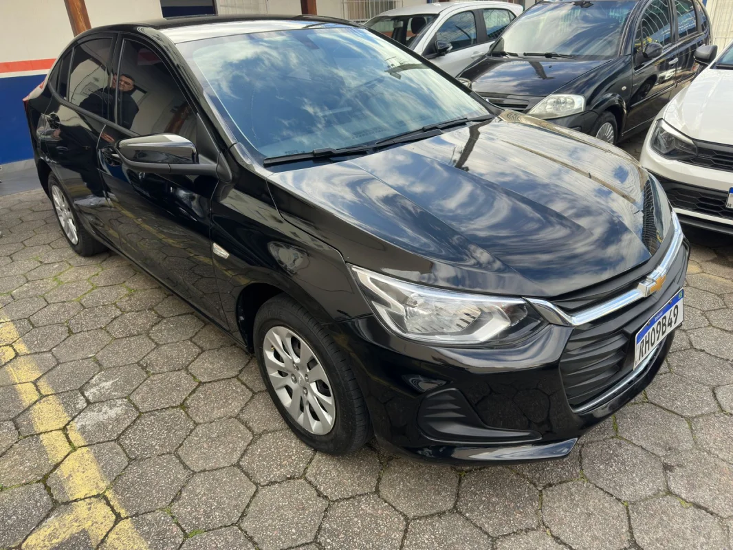 ONIX SEDAN Plus LT 1.0 12V Flex 2022 - Imagem 1