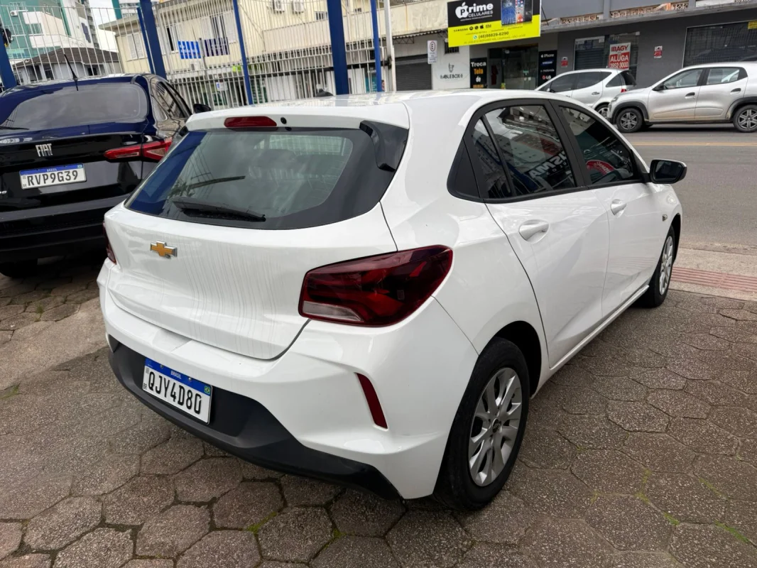 Onix LT 1.0 Mec. Completo 2020 - Imagem 4