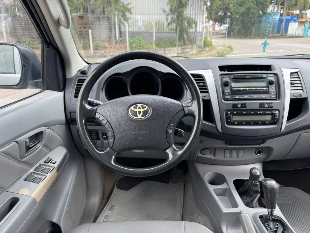 Hilux SRV 3.0 4x4 TDI automática 2011, abaixo da fipe! - Imagem 7
