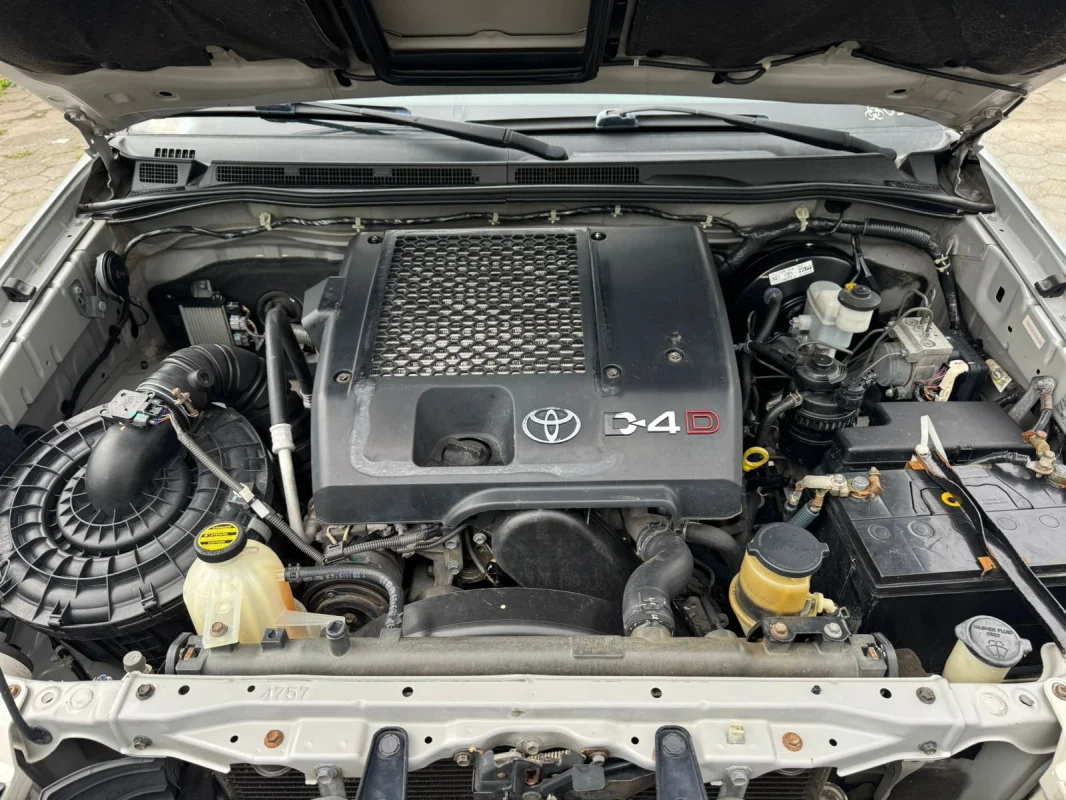 Hilux SRV 3.0 4x4 TDI automática 2011, abaixo da fipe! - Imagem 11