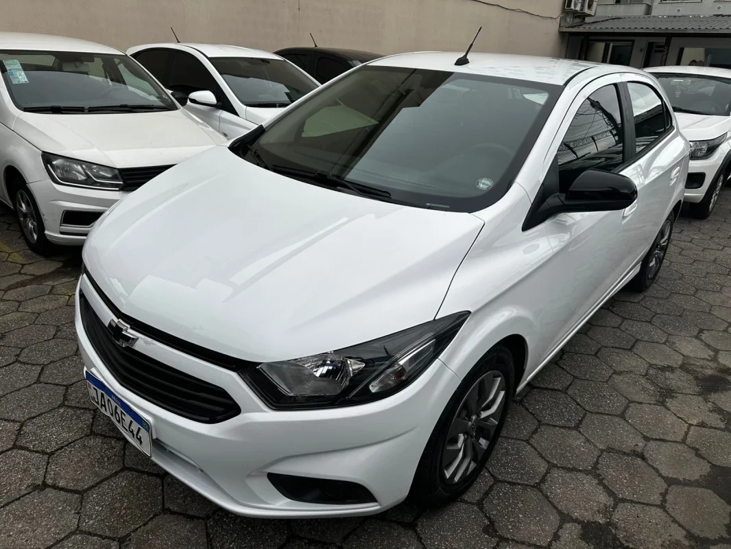 JOY Hatch 1.0 8V Black Edition 2021 - Imagem 3