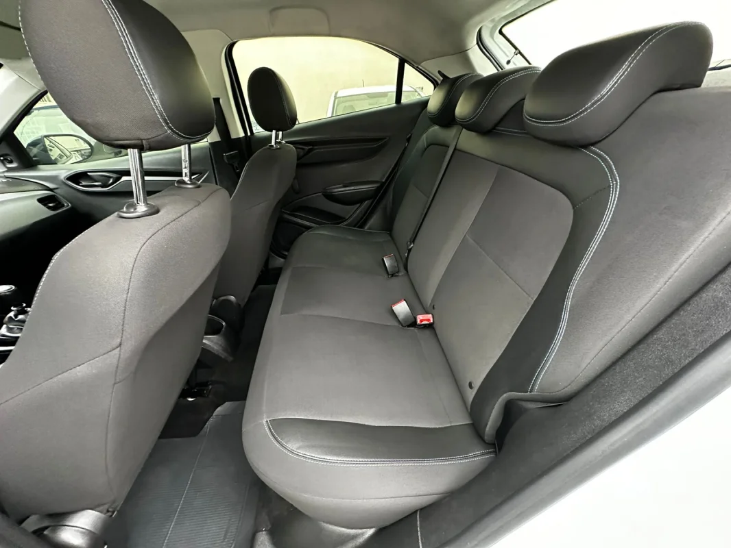 JOY Hatch 1.0 8V Black Edition 2021 - Imagem 8