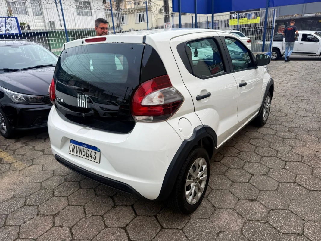 Mobi Like 1.0 Mec. Completo 2023 - Imagem 3