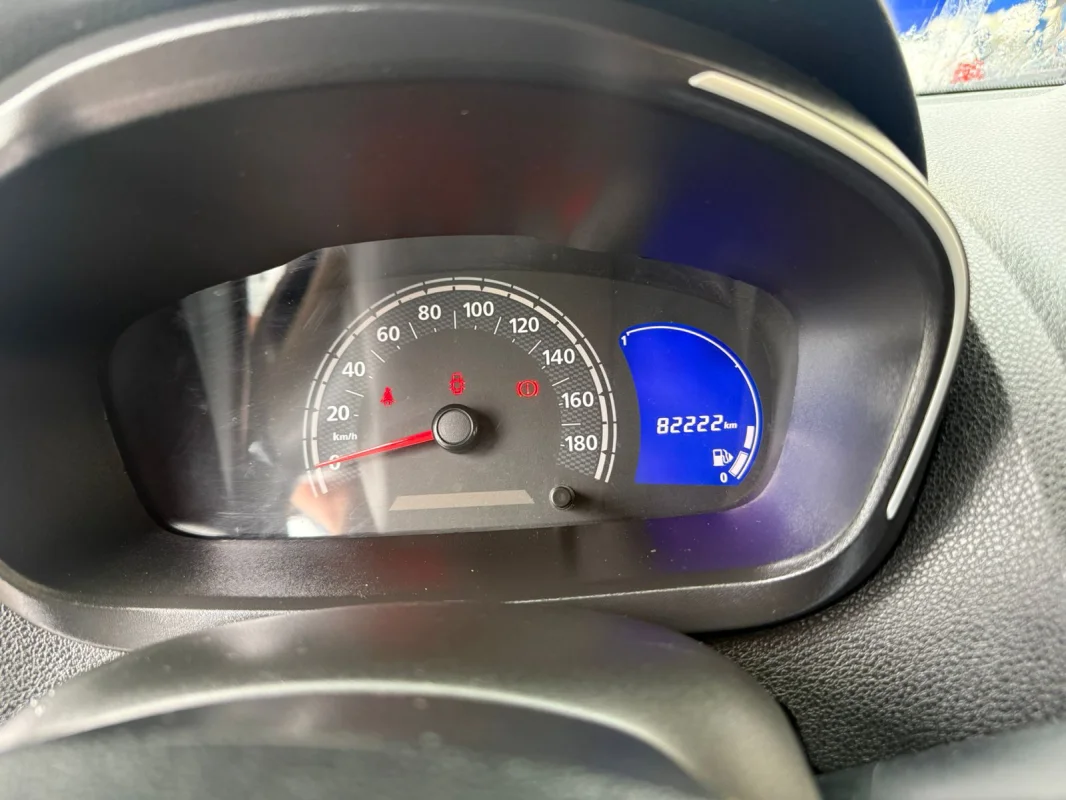 Kwid Zen 1.0 Mec. Completo 2022 - Imagem 10