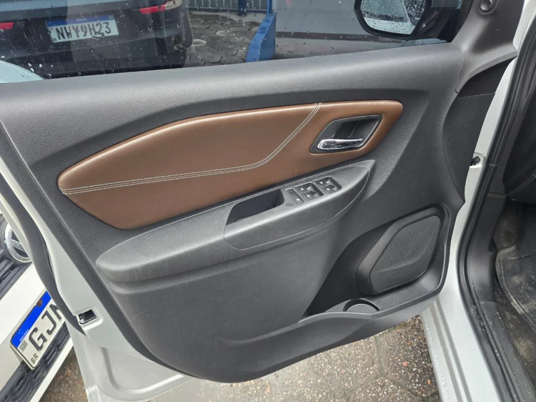Spin PREMIER 1.8 Aut. 7L 2020 - Imagem 16