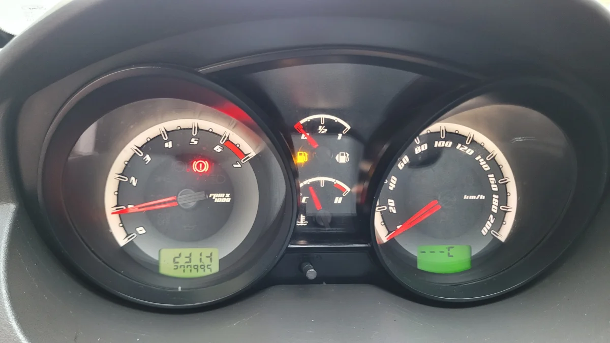 Fiesta Sedan 1.6 Completo GNV 2013 - Imagem 7