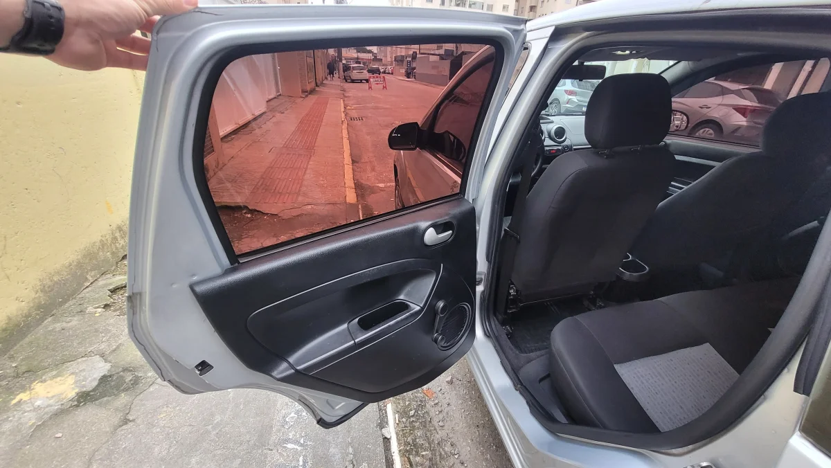 Fiesta Sedan 1.6 Completo GNV 2013 - Imagem 12