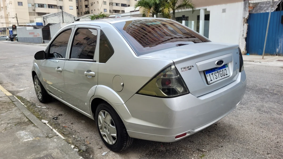 Fiesta Sedan 1.6 Completo GNV 2013 - Imagem 4