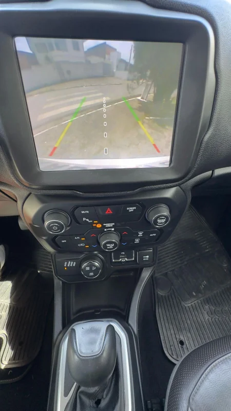 Renegade Longitude 2.0 4x4TB Diesel Aut. 2020  - Imagem 5