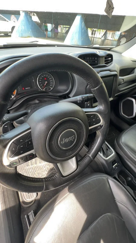 Renegade Longitude 2.0 4x4TB Diesel Aut. 2020  - Imagem 9