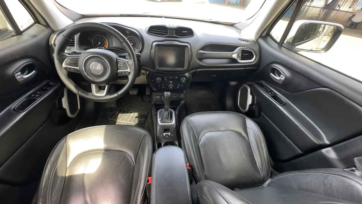 Renegade Longitude 2.0 4x4TB Diesel Aut. 2020  - Imagem 10