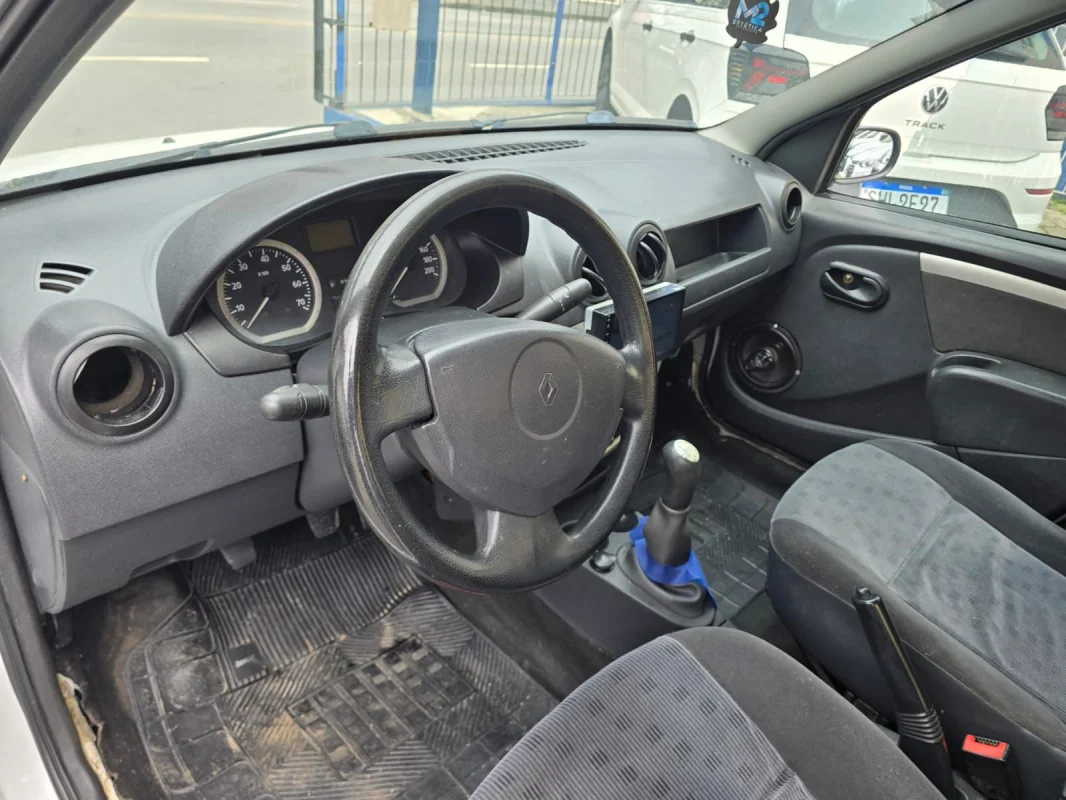 Logan 1.6 Privilege Completo 2008 - Imagem 9