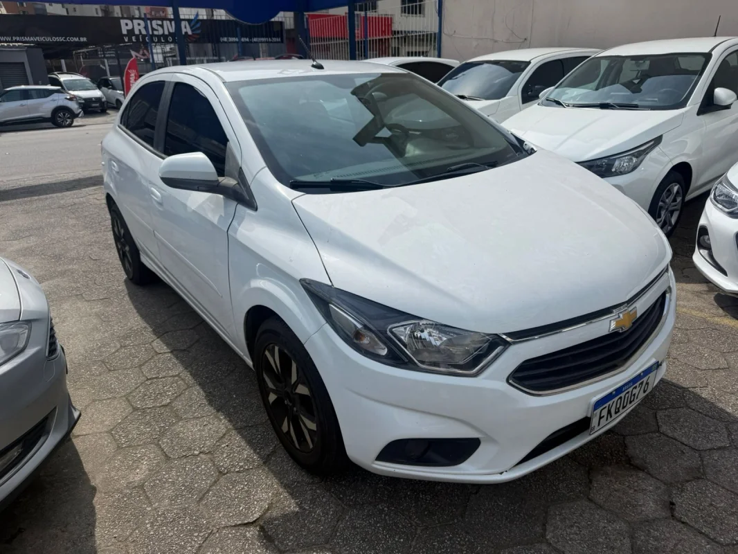 Onix LT 1.4 Mec. Completo 2018