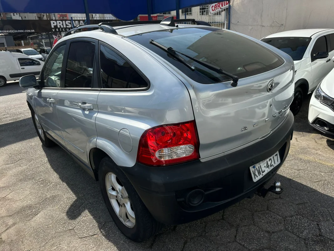 ACTYON 2.0 16V 141cv Diesel 2010 - Imagem 2