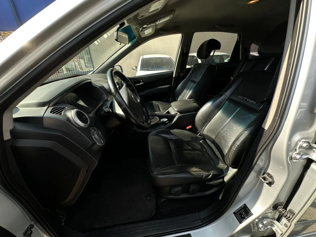 ACTYON 2.0 16V 141cv Diesel 2010 - Imagem 11