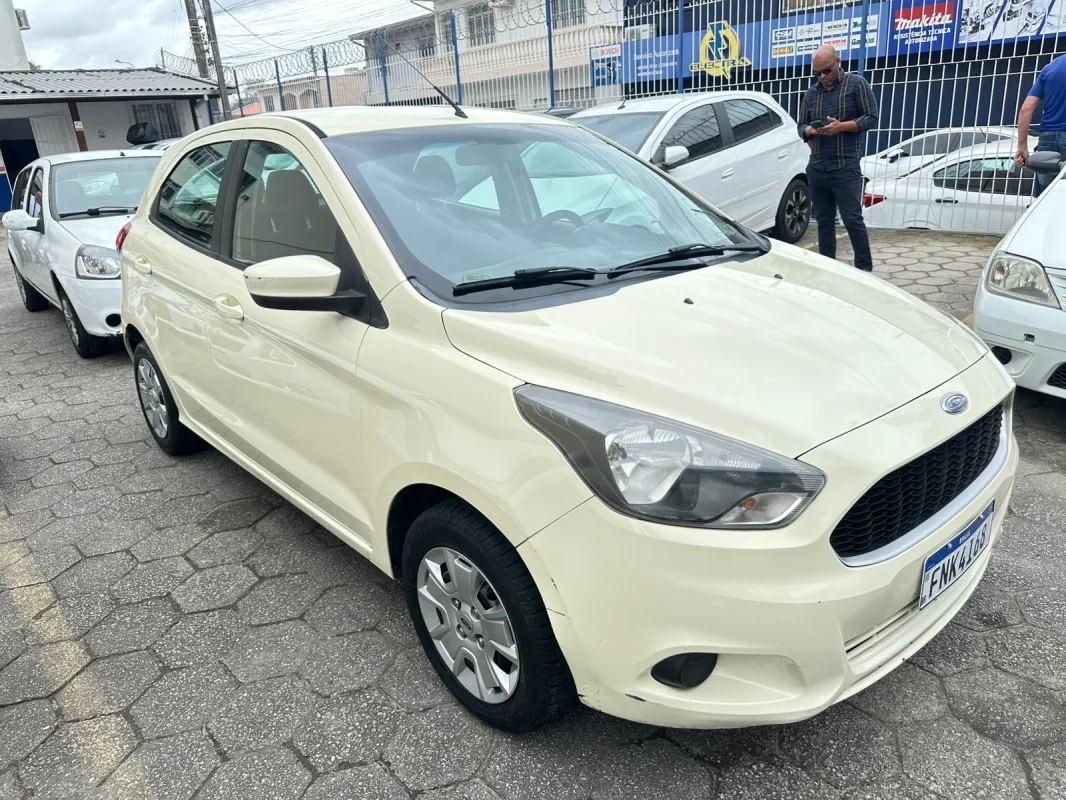 Ka 1.0 SE/SE Plus TiVCT Flex 5p 2014