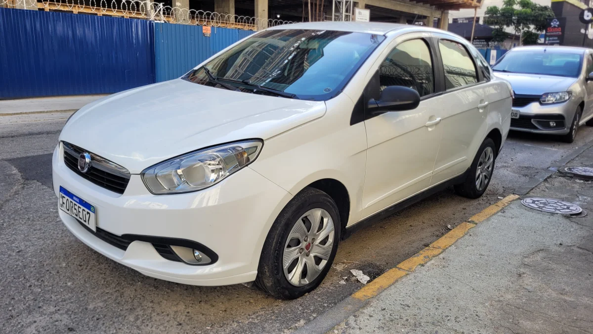 Grand Siena TetraFuel 1.4 Completo GNV 2016 - Imagem 3