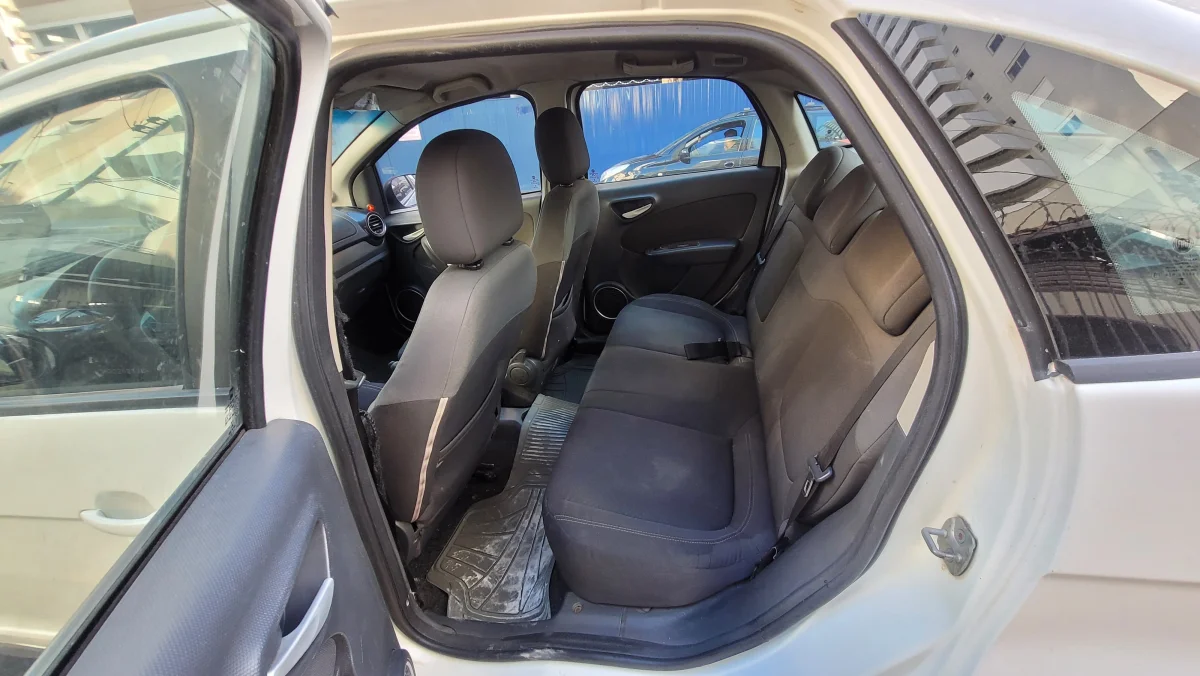 Grand Siena TetraFuel 1.4 Completo GNV 2016 - Imagem 9