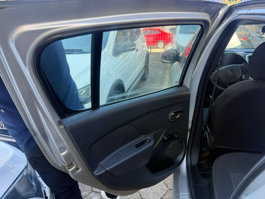 Sandero GT Line 1.0 Mec. Completo 2019 - Imagem 14