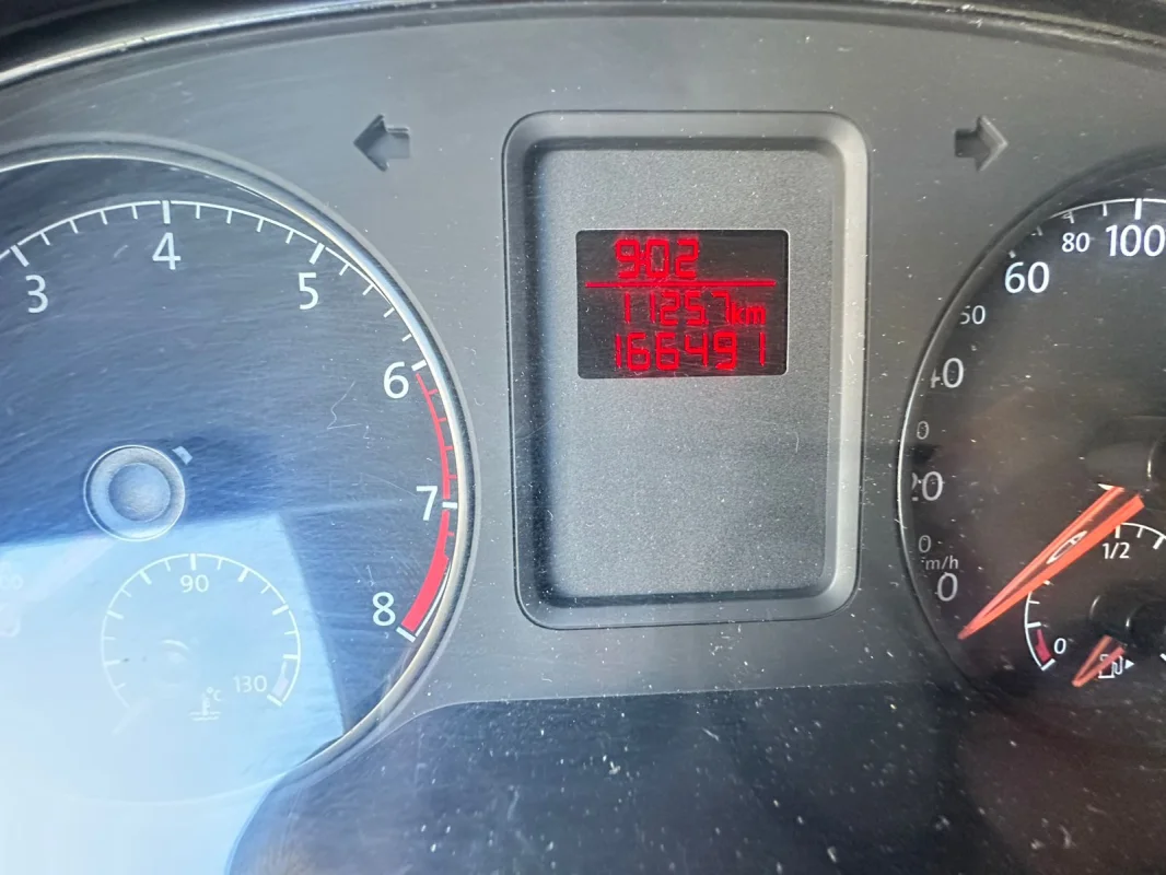 Fox TRACK 1.0 Flex 12V 5p 2016  - Imagem 10