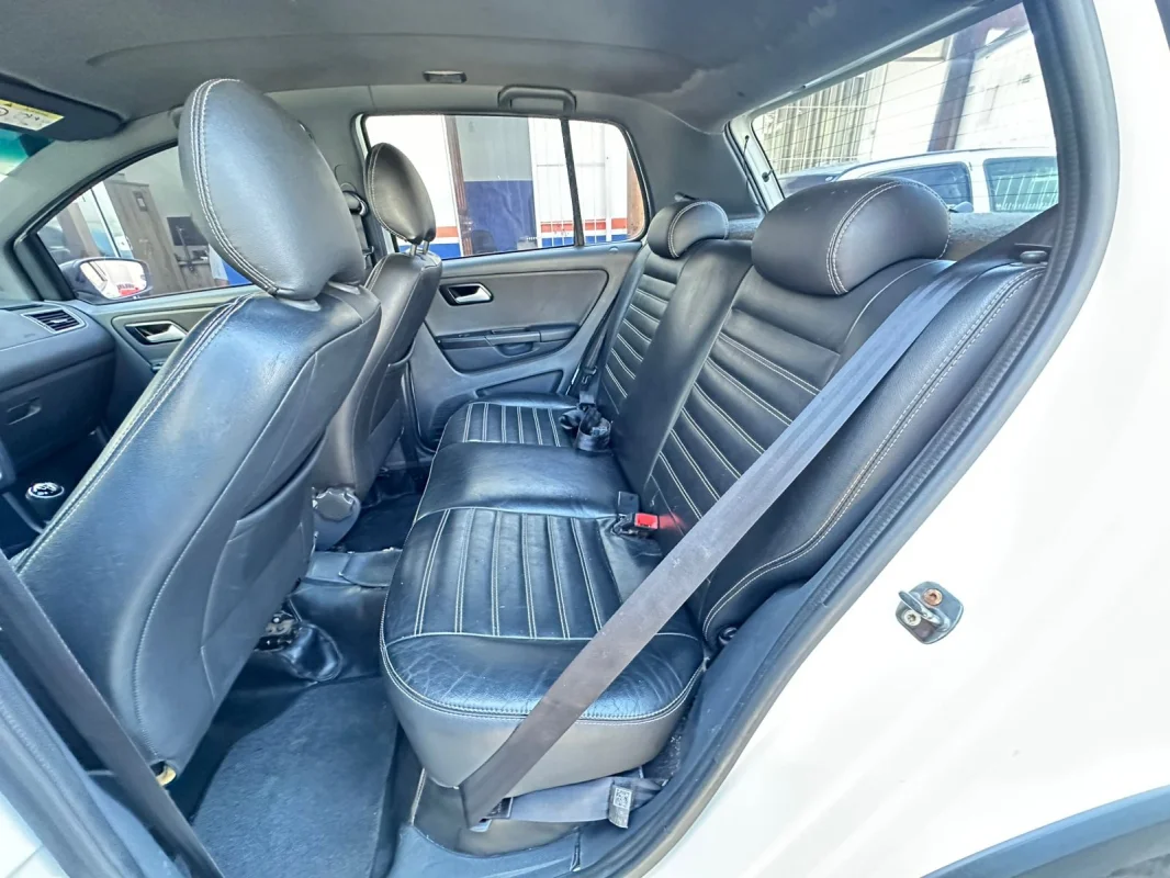 Fox TRACK 1.0 Flex 12V 5p 2016  - Imagem 8