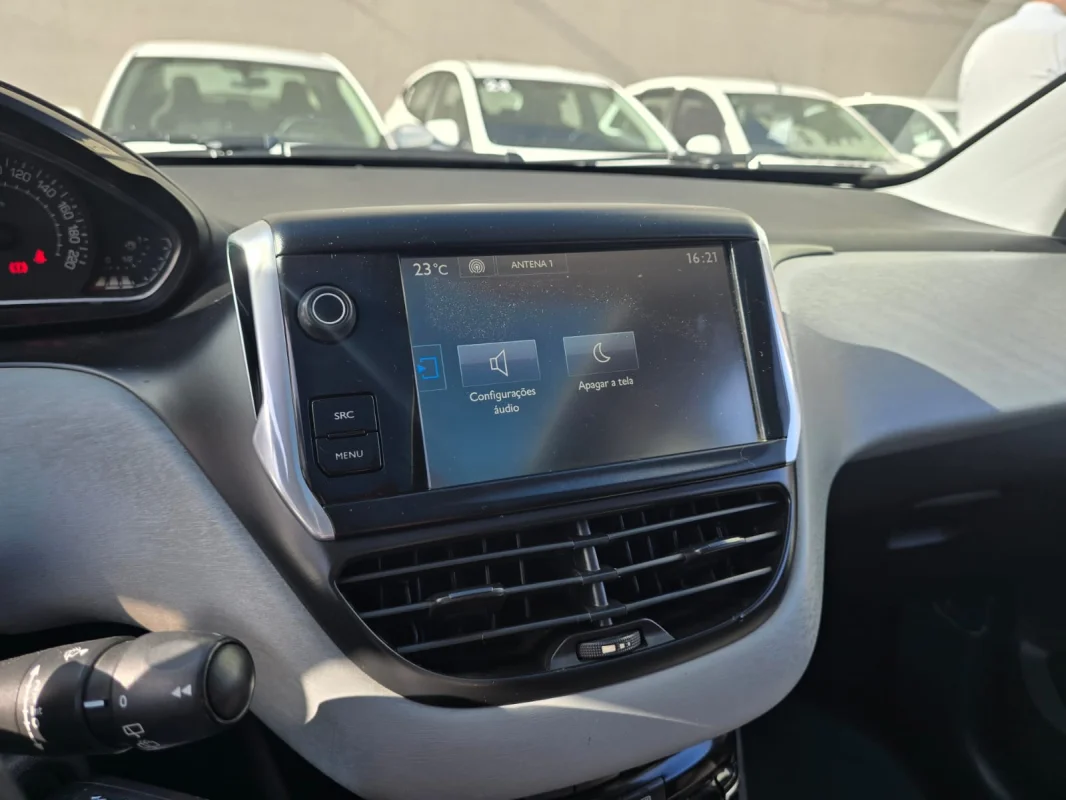 208 Allure 1.6 Aut. com teto panorâmico 2016 - Imagem 11