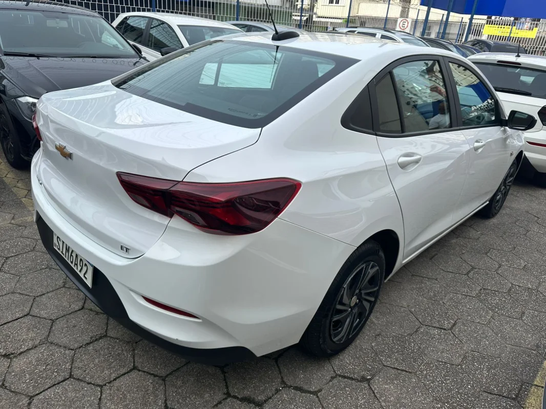 ONIX SEDAN Plus LT 1.0 12V Flex 4p Mec. 2024 - Imagem 3