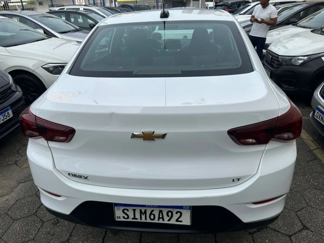 ONIX SEDAN Plus LT 1.0 12V Flex 4p Mec. 2024 - Imagem 6