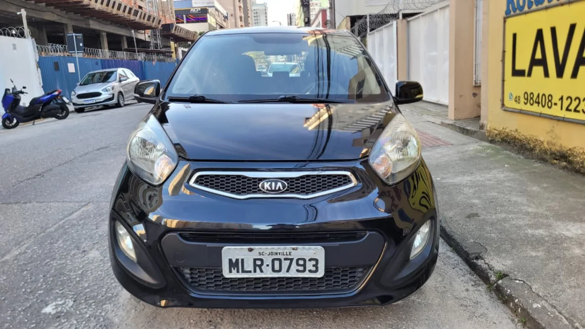 Picanto EX 1.1 Completo Manual 2013 - Imagem 2