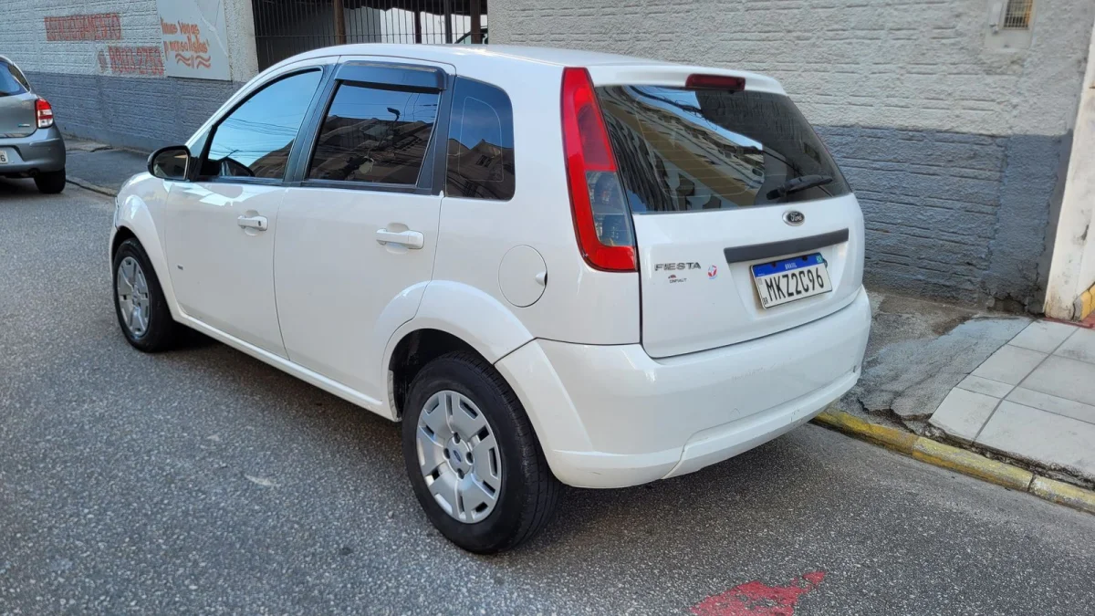 Fiesta Hatch 1.0 8v Flex/Class Completo 2014 - Imagem 4