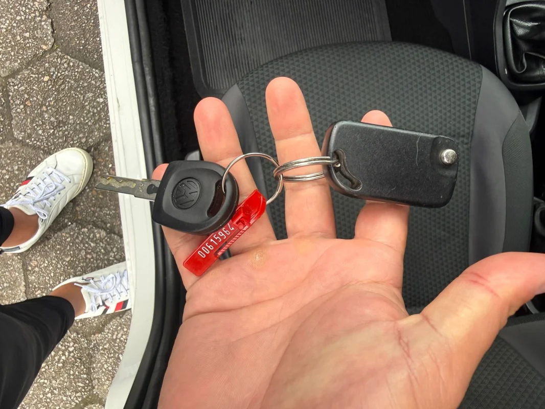 Voyage 1.0 Mec. Completo 2023 - Imagem 14