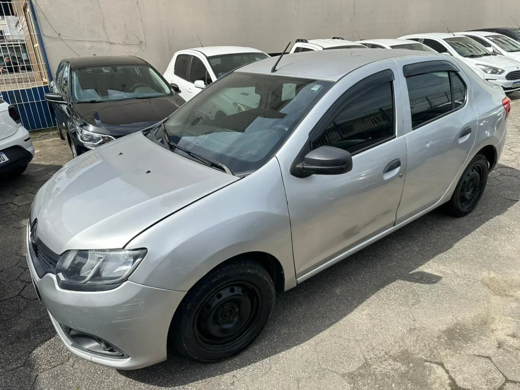 LOGAN Authentique Flex 1.0 12V 4p 2018 - Imagem 4