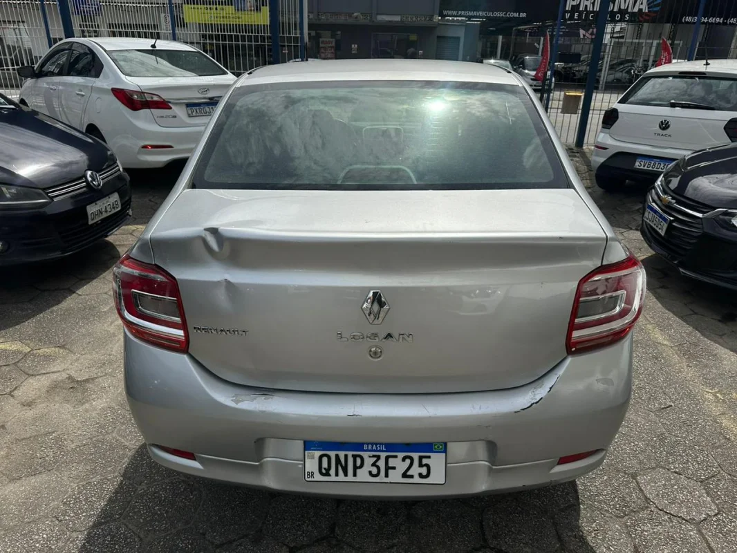 LOGAN Authentique Flex 1.0 12V 4p 2018 - Imagem 6