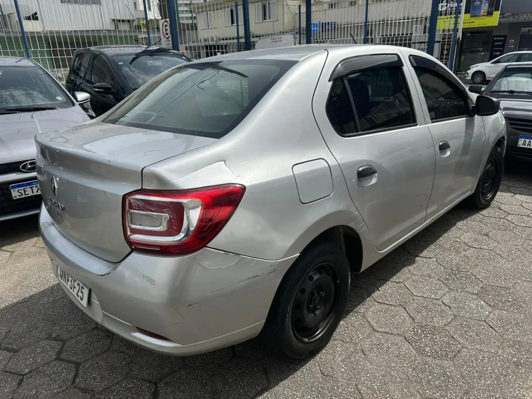 LOGAN Authentique Flex 1.0 12V 4p 2018 - Imagem 5