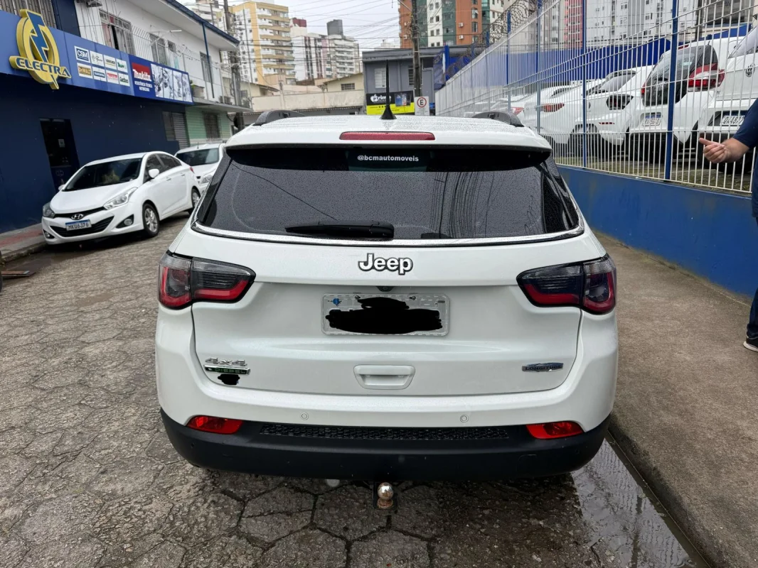 Compass Longitude 2.0 Aut. 4x4 Diesel Com Teto 2017 - Imagem 6