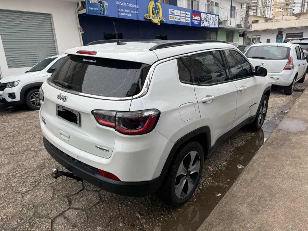 Compass Longitude 2.0 Aut. 4x4 Diesel Com Teto 2017 - Imagem 3