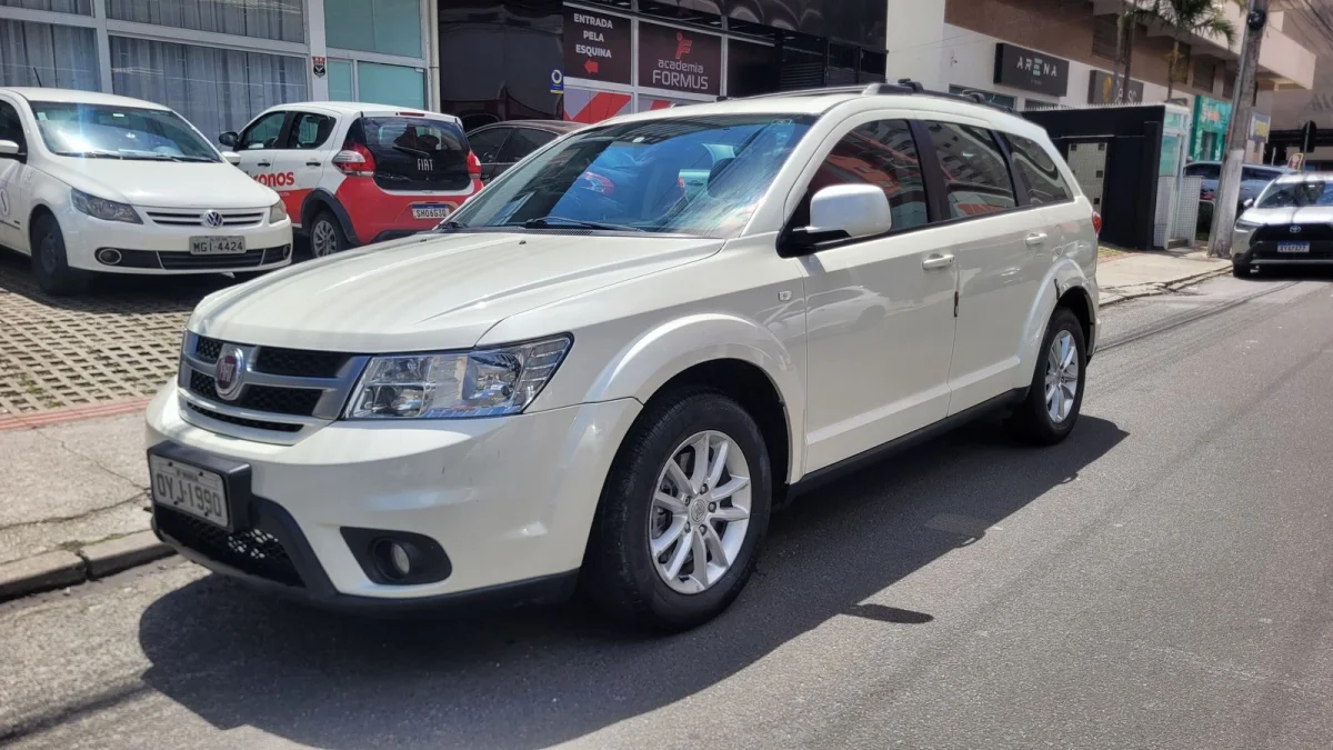 Freemont PRECISION 2.4 Completa Automática 7 Lugares 2014 - Imagem 5