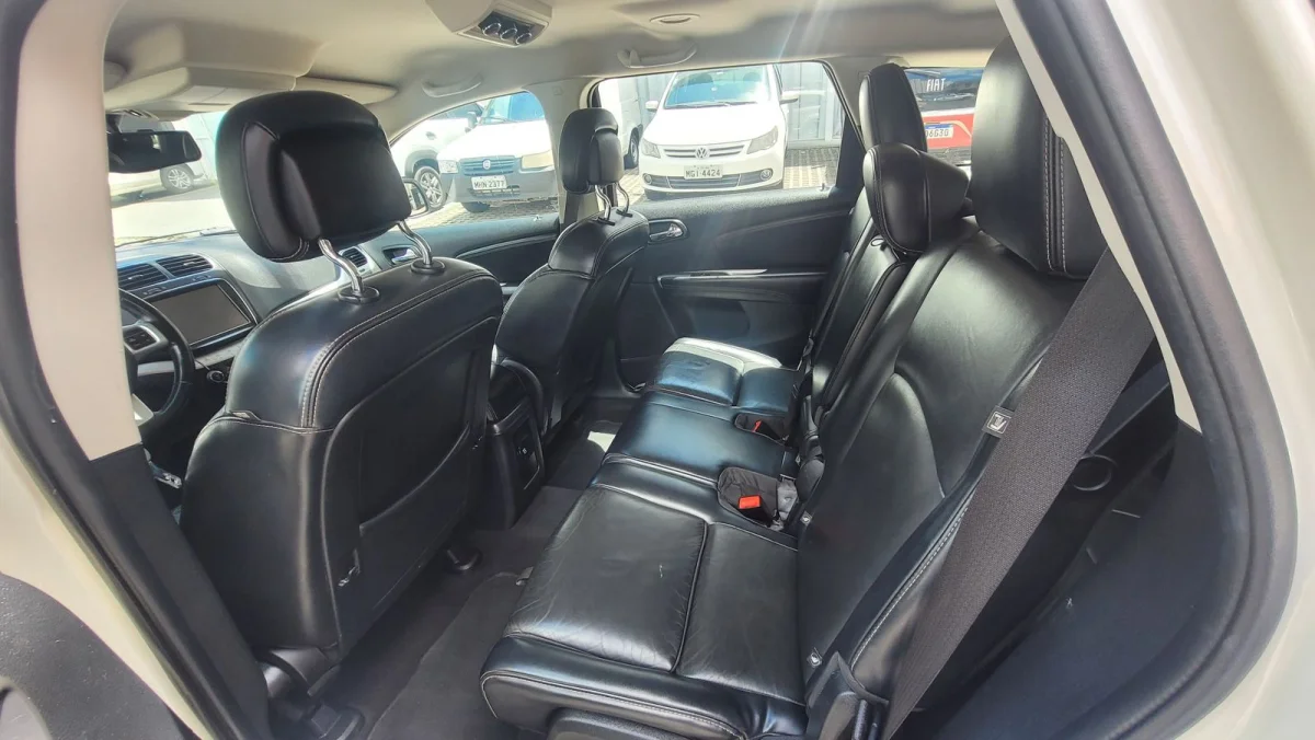 Freemont PRECISION 2.4 Completa Automática 7 Lugares 2014 - Imagem 8