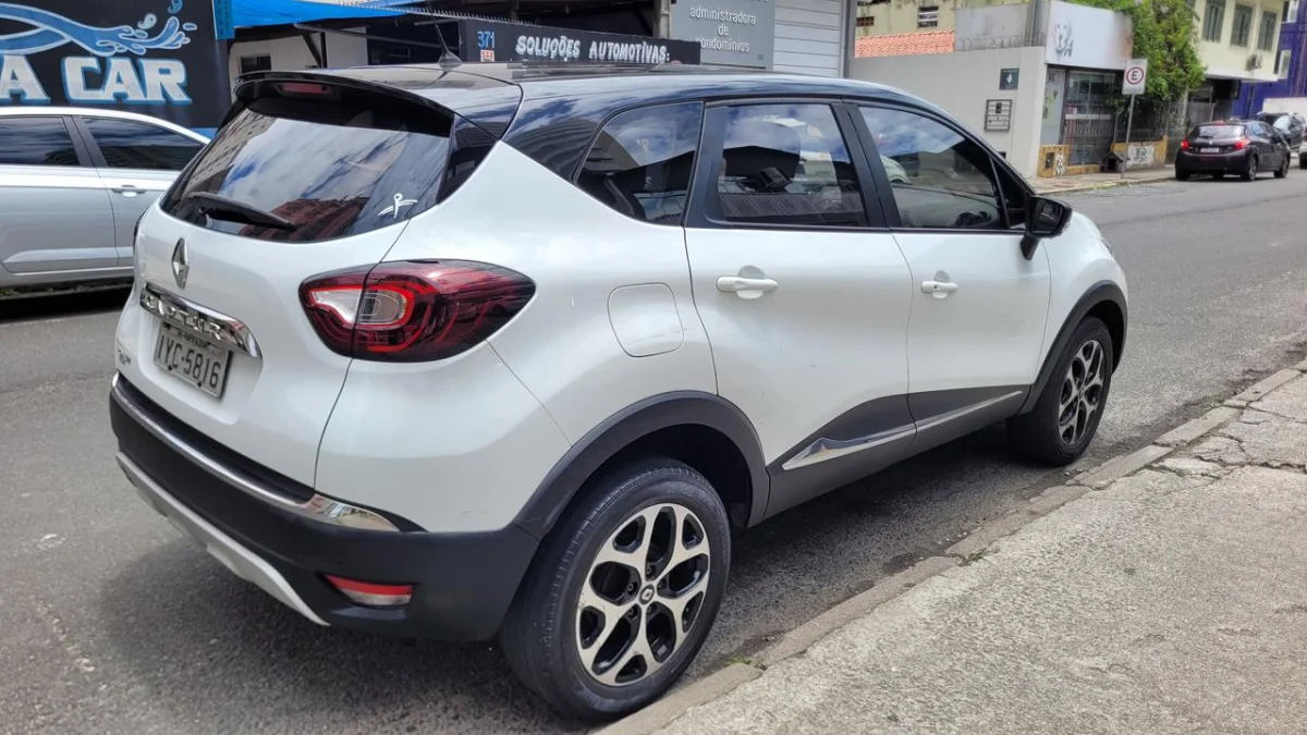 Captur Intense 1.6 Completa AUTOMÁTICA 2018 - Imagem 6