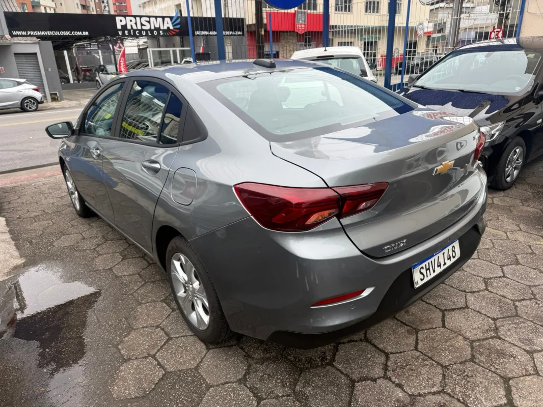 ONIX SEDAN Plus LTZ 1.0 12V TURBO Automático 2024 - Imagem 5