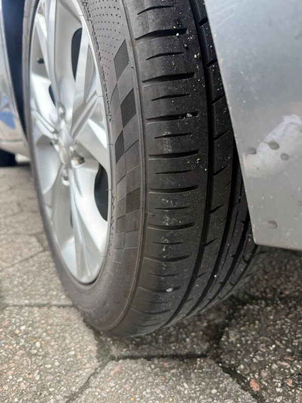 ONIX SEDAN Plus LTZ 1.0 12V TURBO Automático 2024 - Imagem 8