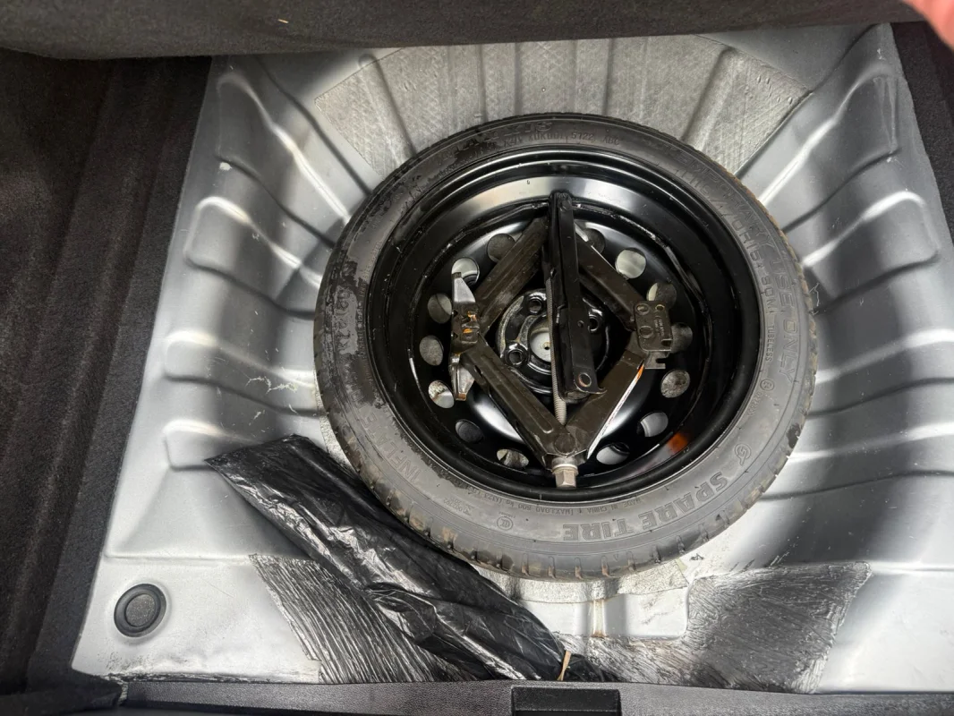 ONIX SEDAN Plus LTZ 1.0 12V TURBO Automático 2024 - Imagem 14