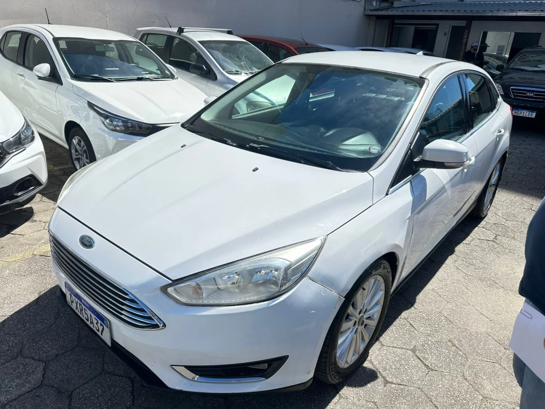 Focus TITANIUM Plus 2.0 Flex 5p AUTOMÁTICO 2016 - Imagem 2